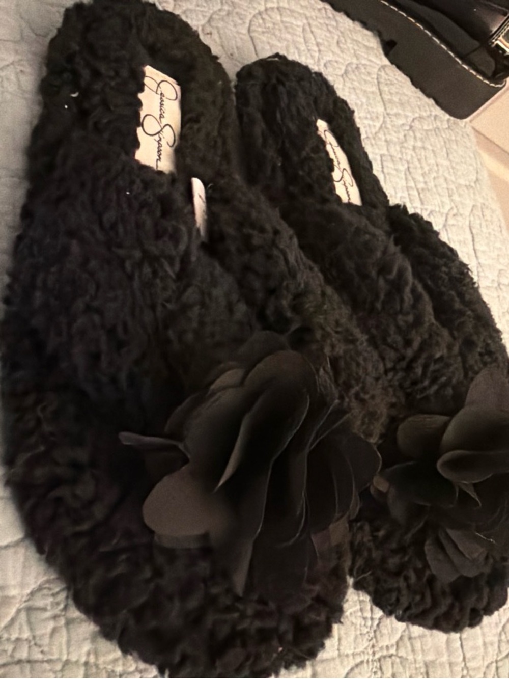 Jessica Simpson Black Fuzzy Floral Slip-On Slippers thong sandals
